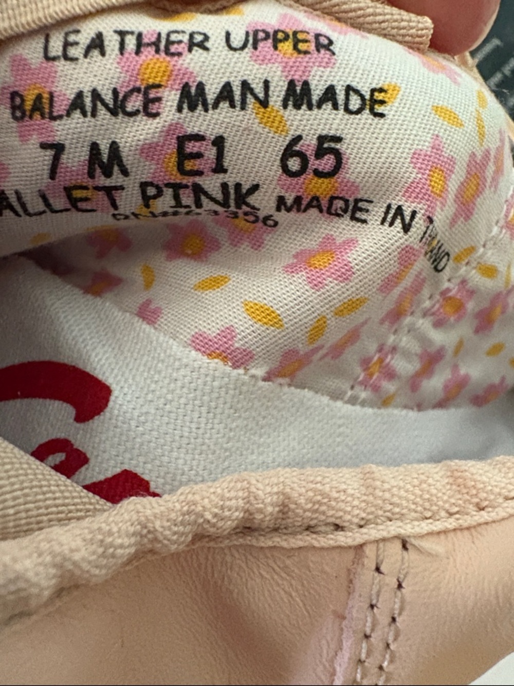 Capezio Ballet Flats in Light Pink Split sole Daisy - Picture 4 of 4